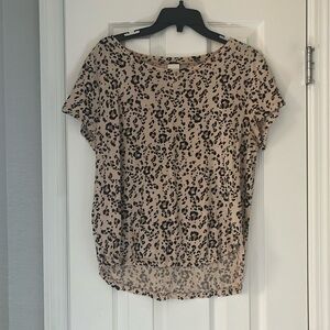 EUC H&M Animal Print Tee